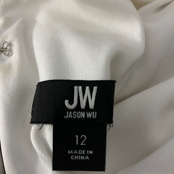 jumpsuit - Picture 2 of 2